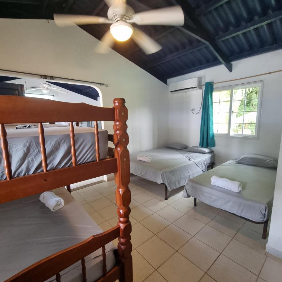 Paradise Island Beach Hotel Isla Grande Exterior foto